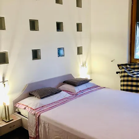 Artists' Near Cinque Terre - 4 Bedrooms, Large Terrace, Great Views Ferienhaus