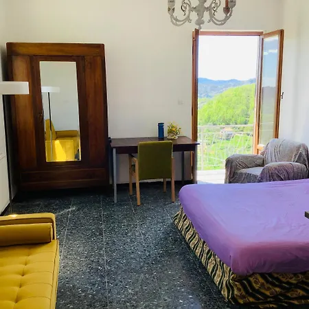 Artists' Near Cinque Terre - 4 Bedrooms, Large Terrace, Great Views *
