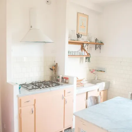 Artists' Near Cinque Terre - 4 Bedrooms, Large Terrace, Great Views Сasa de vacaciones Groppo (La Spezia)
