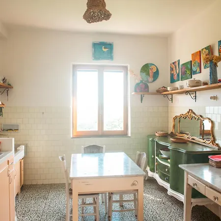 بيت للعطل Artists' Near Cinque Terre - 4 Bedrooms, Large Terrace, Great Views *