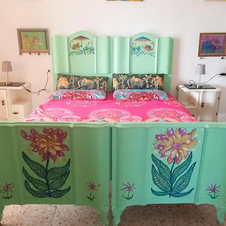 Artists' Near Cinque Terre - 4 Bedrooms, Large Terrace, Great Views Сasa de vacaciones Groppo (La Spezia)