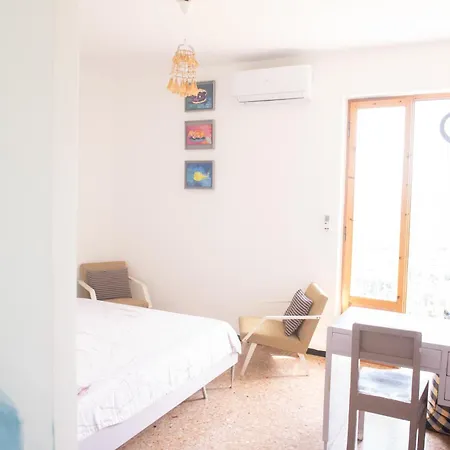 Artists' Near Cinque Terre - 4 Bedrooms, Large Terrace, Great Views *
