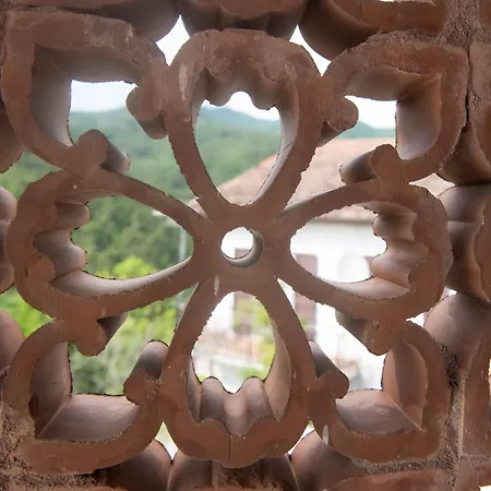 Artists' Near Cinque Terre - 4 Bedrooms, Large Terrace, Great Views بيت للعطل *