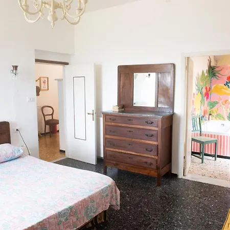 بيت للعطل Artists' Near Cinque Terre - 4 Bedrooms, Large Terrace, Great Views *