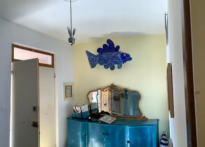 Artists' Near Cinque Terre - 4 Bedrooms, Large Terrace, Great Views *
